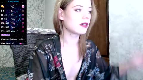 Dana SmileX online show from November 6, 7:17 pm