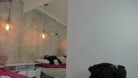    online show from January 6, 9:08 pm