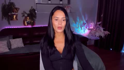 DanaMiers online show from June 2, 3:52 am