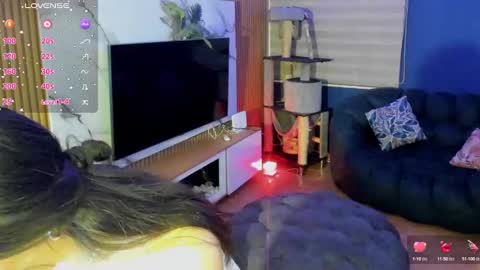 danay_01 online show from October 15, 12:14 am