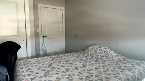 dancinglxoxo online show from March 13, 6:00 pm