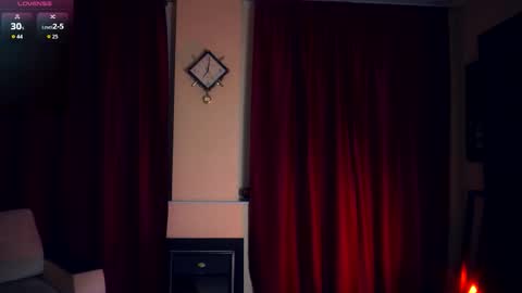 Astrid online show from November 17, 8:33 pm