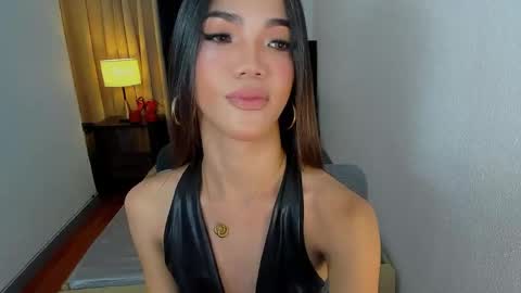 STEPHANIE online show from June 6, 10:04 pm