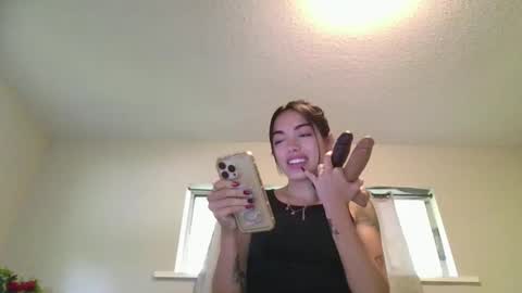 danidivina777 online show from September 8, 10:20 pm