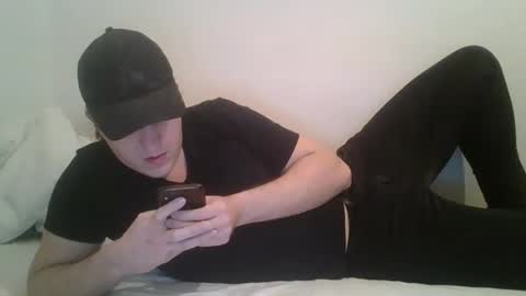 Snapshot of daniel4567890new chatting on January 22, 12:16 am daniel4567890new online show from January 22, 12:16 am