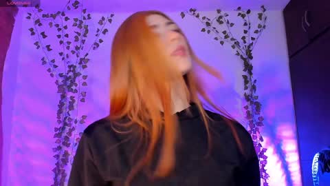 Dani Saenz online show from January 18, 1:52 am