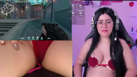 Snapshot of danielamendez__ chatting on February 24, 5:42 pm Dani online show from February 24, 5:42 pm