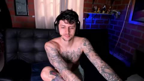 Snapshot of daniele_bunny chatting on February 17, 5:12 pm Daniele Bunny online show from February 17, 5:12 pm