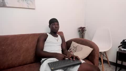 daniell_ferrari online show from February 11, 2:35 am