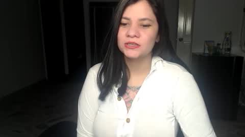 daniellerain online show from February 14, 9:34 am