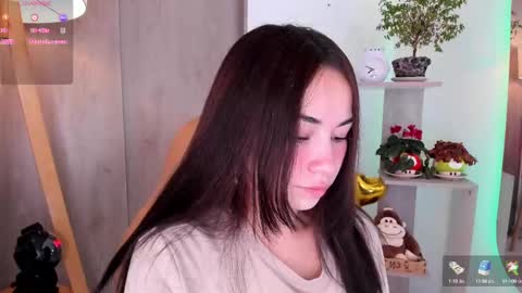 Danielle Rose online show from March 12, 9:13 pm