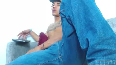 JUAN online show from January 17, 1:46 pm