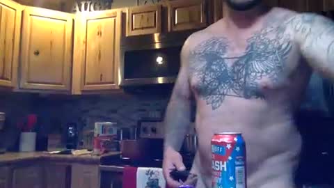 Snapshot of danifunderburg86 chatting on March 7, 4:56 am DaniLove online show from March 7, 4:56 am