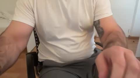 danileush88 online show from March 4, 7:05 am