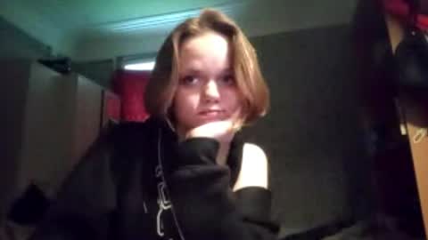 Adell online show from June 3, 9:23 am