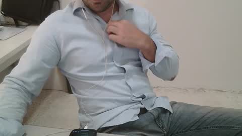 Dani Oli online show from November 11, 10:56 pm