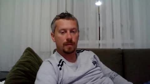 daniel online show from April 23, 10:11 pm