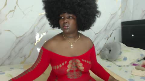 INSTAGRAM  Minni Moom online show from September 26, 3:09 pm