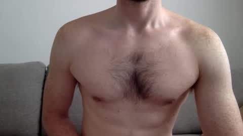 Snapshot of danishguysdicks chatting on September 11, 6:58 am Buzzy online show from September 11, 6:58 am