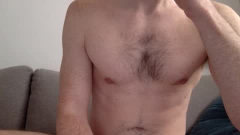 Snapshot of danishguysdicks chatting on February 15, 9:16 am Buzzy online show from February 15, 9:16 am