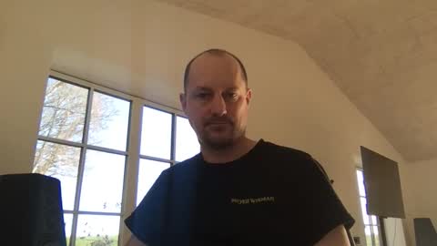 danishjss online show from April 7, 6:26 am