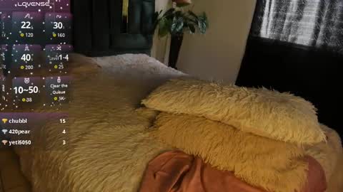 Danna  online show from October 6, 3:19 pm