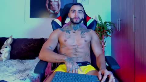 Danny Willson online show from April 22, 10:11 am