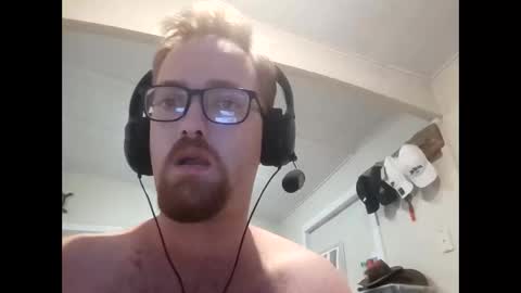 Snapshot of dannyboyyoursextoy chatting on February 22, 6:19 pm dannyboyyoursextoy online show from February 22, 6:19 pm