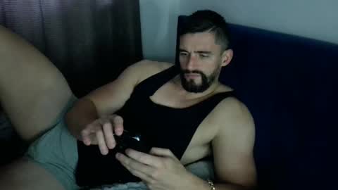 Snapshot of dannyk1990 chatting on December 3, 8:33 am Naughtystr8D online show from December 3, 8:33 am