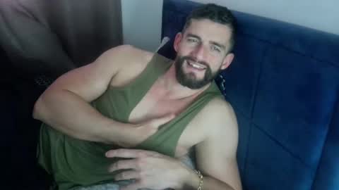 Snapshot of dannyk1990 chatting on December 5, 10:17 am Naughtystr8D online show from December 5, 10:17 am