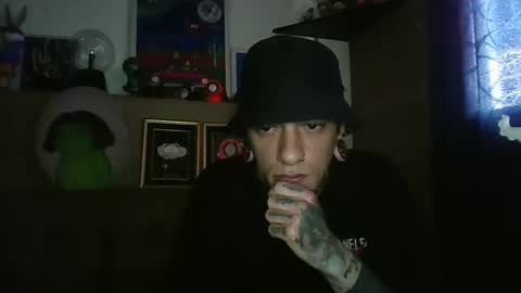 dante_x_5 online show from November 1, 4:17 pm