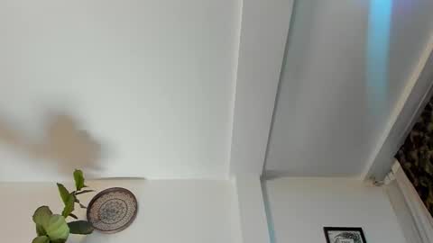 Dante online show from January 12, 3:02 am