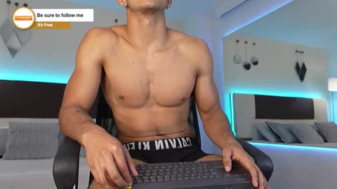 Dante online show from December 13, 7:53 pm