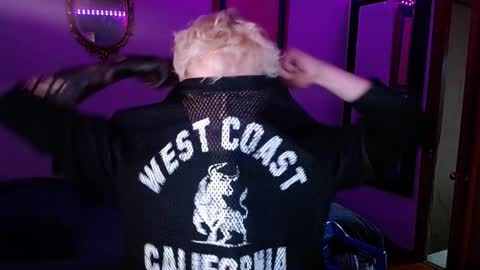 danteobscuro online show from December 21, 5:03 am