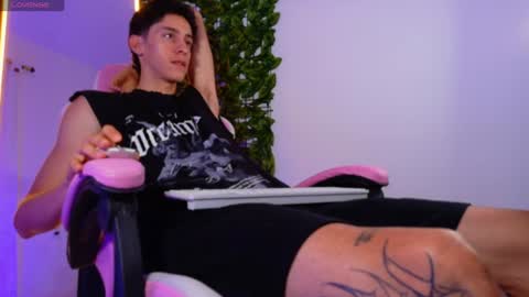 dantevoss_ online show from June 12, 11:31 am