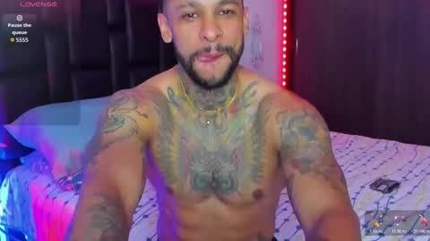 danyfitguy_ online show from February 3, 11:41 pm
