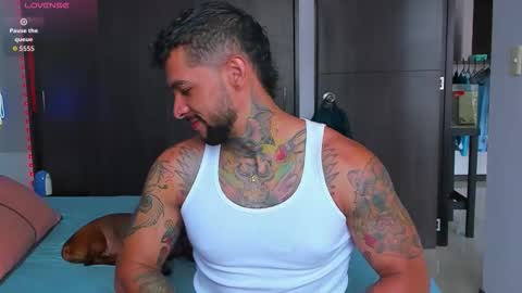 Snapshot of danyfitguy_ chatting on October 12, 5:26 pm danyfitguy_ online show from October 12, 5:26 pm