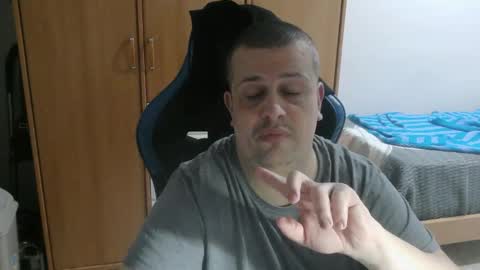 danysanchez1981 online show from March 2, 10:38 pm