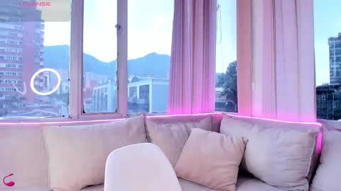 daphne_chers online show from October 23, 8:21 pm