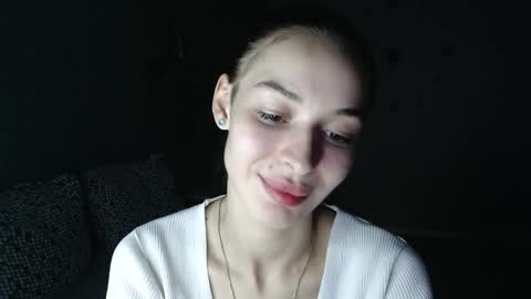 Daphne Darkthorn online show from November 4, 6:09 pm