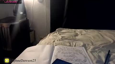 daphnedixon online show from October 31, 11:32 am