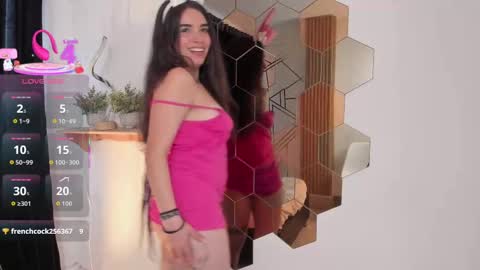 Daphne online show from November 13, 1:25 pm