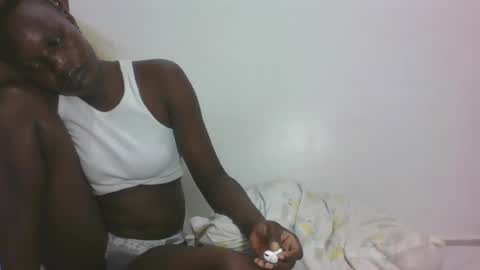 ESTHER online show from July 3, 10:31 am