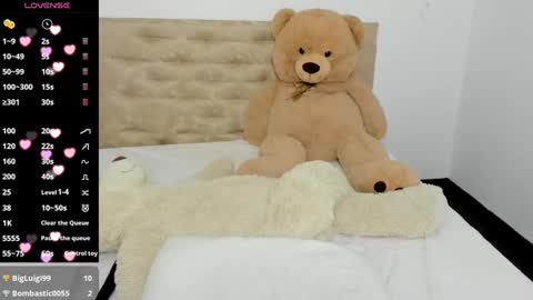 Darcie online show from December 5, 1:53 am