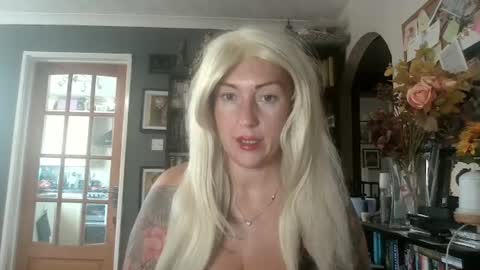 Darcy online show from July 16, 8:17 am