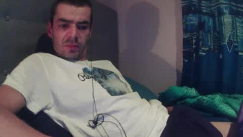 Snapshot of dark377 chatting on October 8, 10:21 am dark377 online show from October 8, 10:21 am