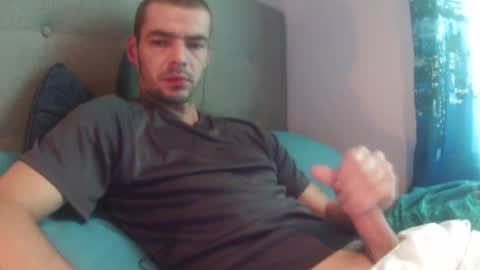 Snapshot of dark377 chatting on September 13, 3:14 pm dark377 online show from September 13, 3:14 pm