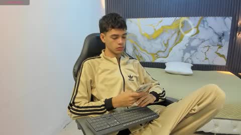 DARCK online show from March 8, 12:09 pm