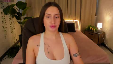 Celine online show from April 5, 3:58 am