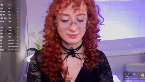 Lola online show from May 9, 2:28 am